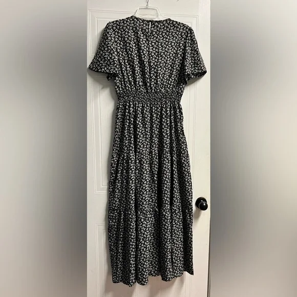 NWOT. Elegant Black Floral Maxi Dress - Picture 3 of 6